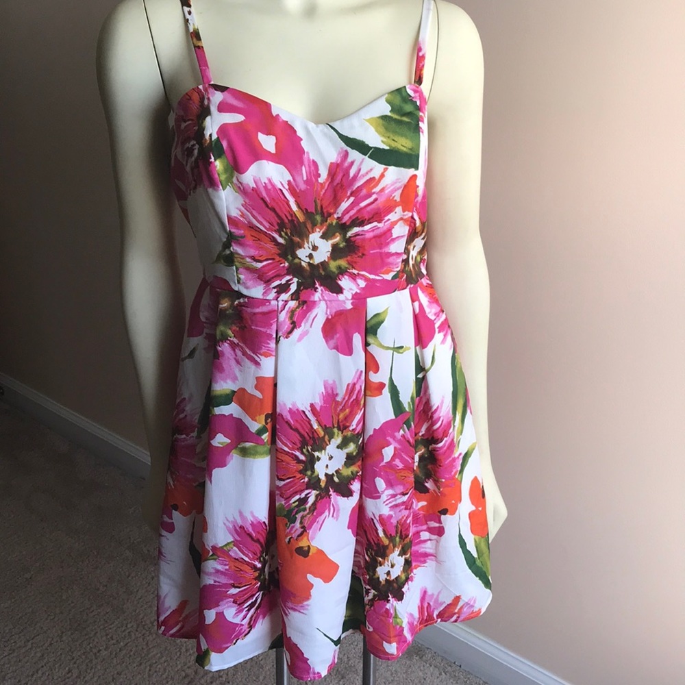 Floral pink strapped dress